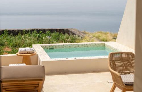 Oia Hotel | Santo Mine Oia Suites