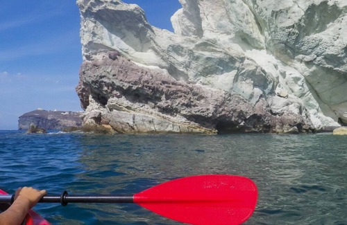 Akrotiri Villa | Santorini Beach Cave, Seaside Accommodation, 7 Footsteps to the sea!