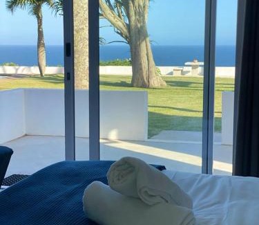 Amanzimtoti House | Santorini Guesthouse