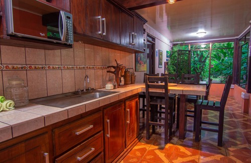 Barrio Pilo House | Santuario De Ranas, Valle Azul