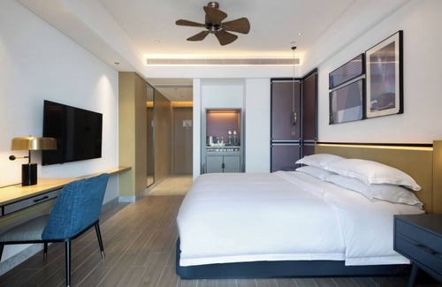 Tianya District Hotel | Sanya Golden Phoenix Sea View Hotel