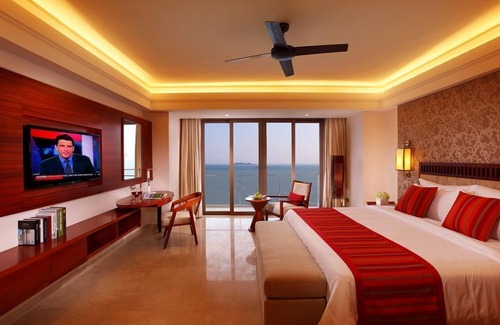 Tianya District Hotel | Sanya Seacube Holiday Hotel