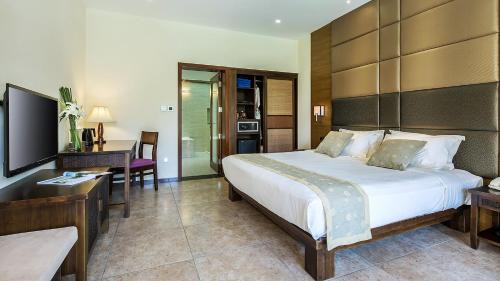 Jiyang Hotel | Sanya Yalong Bay Villas & Spa