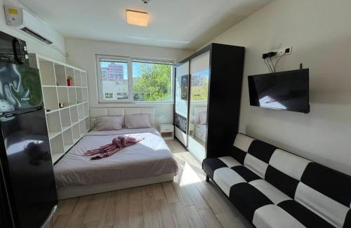 Studentski Grad Apartment | Sao Paolo warm and cosy Studio in lively district