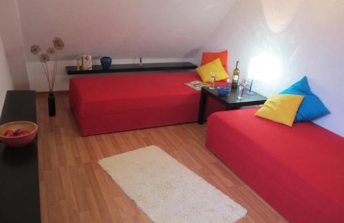 Reifland Apartment | Sapana