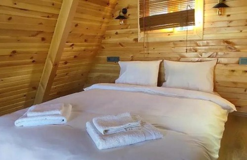 Sapanca Bed & Breakfast | sapancasisvadibungalov