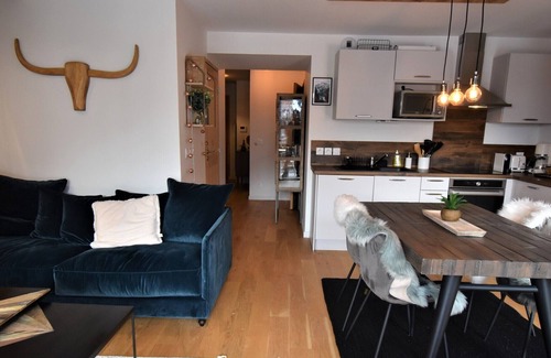 Vaujany Apartment | SAPHIR04 - Two Bedroom Apartment, Sleeps 6