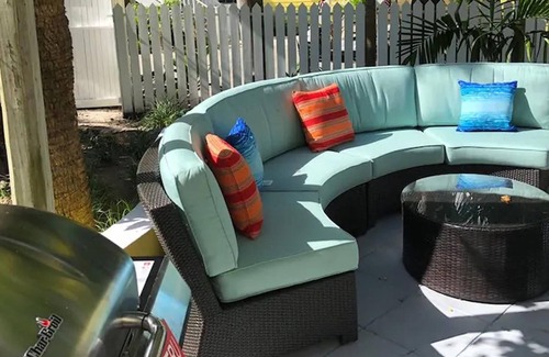 Dunmore Town House | Sapodilla House