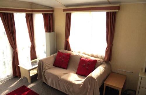 Sutton-on-Sea Apartment | Sapphire 8 Berth panel heated Towervans