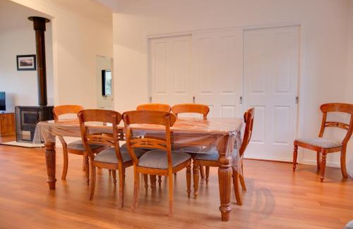 Glen Innes House | Sapphire Cottage