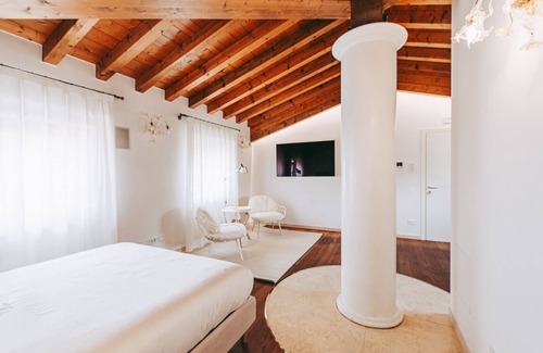 Badia Calavena Bed & Breakfast | Sapphire - Double room with bathroom - Villa Riva