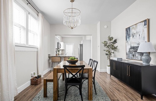 Indianapolis House | Sapphire Retreat! Dedicated Workspace + Private Parking