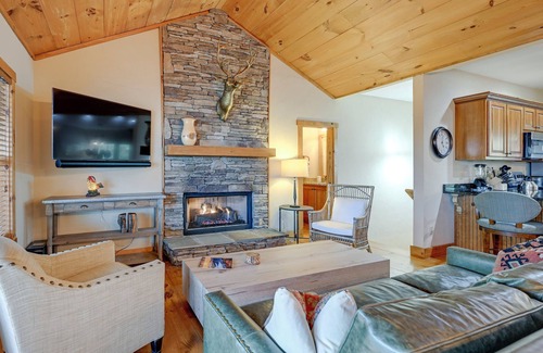 Sapphire Cabin | Sapphire Valley Resort Cabin w/Fireplaces + Grill