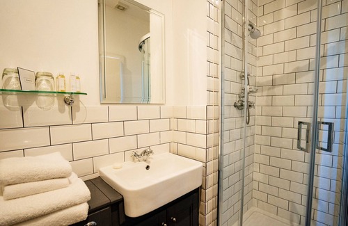 Amerton Hotel | Saracens Head