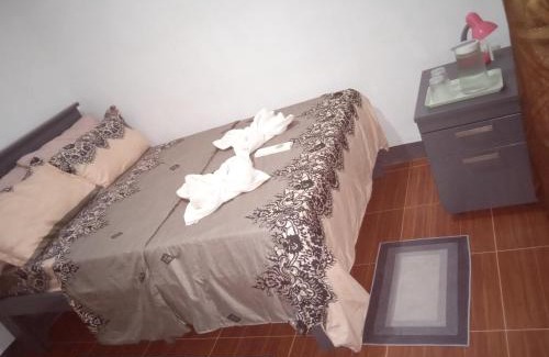 Clarin Bed & Breakfast | Sarah's Garden BnB & Spa