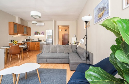 Erzsebetvaros Apartment | Sarah's Home with POOL, WELLNESS, FITNESS