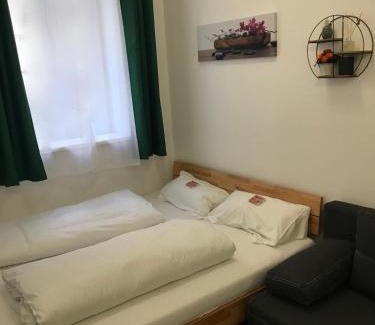 Hundsturm Apartment | Saralo Apartments 1050