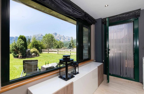 Panticosa Apartment | Saras Garden by BeValle