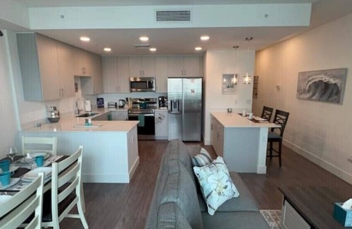 North Trail Apartment | Sarasota condo on the waternn