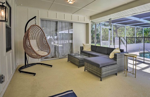Lake Sarasota House | Sarasota Family Home w/ Pool - 8 Mi to Beach!