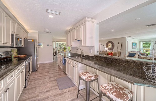 Braden River House | Sarasota, FL/Ranch Setting/Siesta Key Beach/City - County of Sarasota