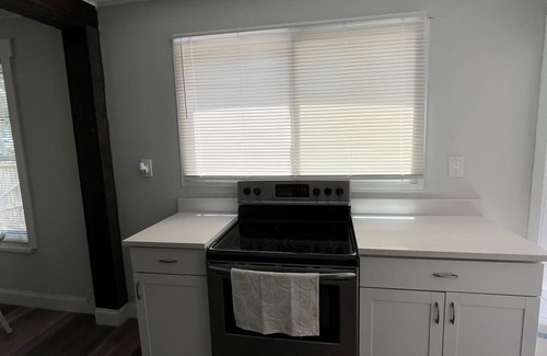 Bayou Oaks House | Sarasota Home, 3/2 with Mother-in-law suite near airport