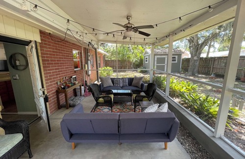Indian Beach Sapphire Shores House | Sarasota-Indian Beach Zen Home (private-pet friendly)