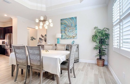 Venice House | Sarasota National - 3 bed 3 bath w/den
