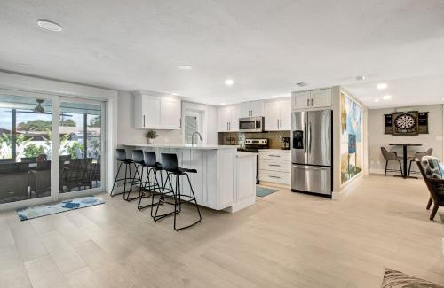 Sarasota Villa | Sarasota Resort-Like Living Near Siesta Key For 10