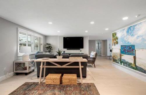 Sarasota Villa | Sarasota Resort-Like Living Near Siesta Key For 10