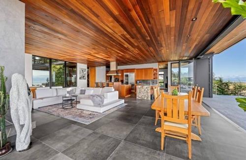 Saratoga Beach House | Saratoga Beach House