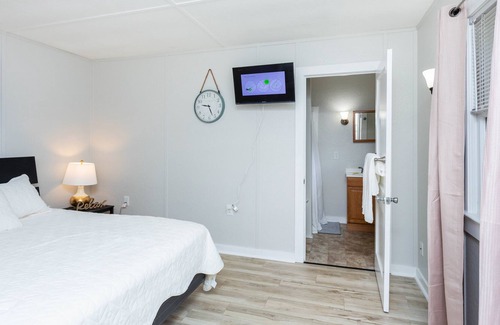 Malta Cabin | Saratoga Cabins #9 - Just minutes to SPAC, Saratoga Lake & the Track