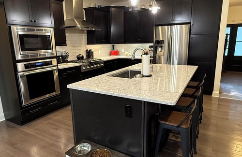 Ballston Spa House | Saratoga Get AwaynSpacious 4 bedroom house in charming Ballston Spa w/WiFi, AC