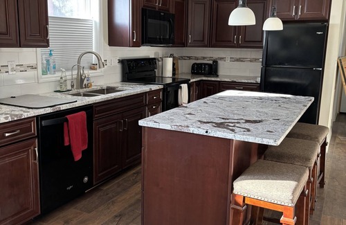 Malta House | Saratoga Lakefront Two Family House 1st fl unit Belmont Travers 12 min to track
