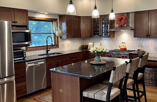 Saratoga Springs House | Saratoga Lakehouse with Private Dock - 3 mins to Track, Golf, State Park, Casino