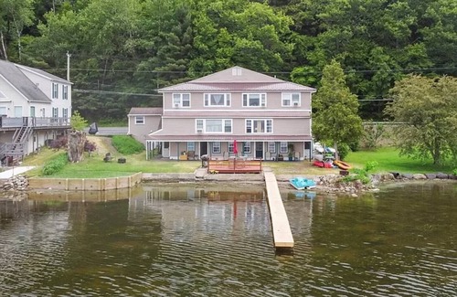 Saratoga Springs Apartment | Saratoga Lakeside Retreat #3