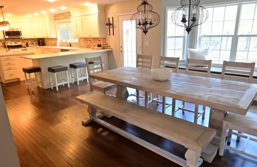 Saratoga Springs House | Saratoga oasis on 5.5 acres w/inground pooln