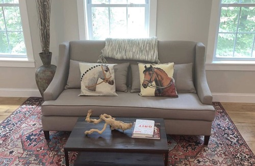 Saratoga Springs Apartment | Saratoga - Quiet Studio-1 Mile to Race Track, 2 miles to SPAC