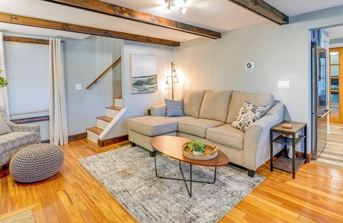 Saratoga Springs House | Saratoga Springs Vacation Rental w/Lake Views!