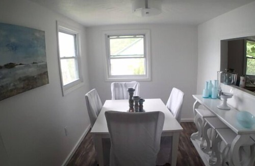 Saratoga Springs Cabin | Saratoga Springs, Lakefront Cabin