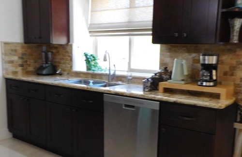 Saratoga House | Saratoga Village Executive Homenn