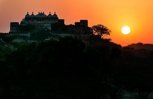 Amet Hotel | Sardargarh Heritage Fort Udaipur