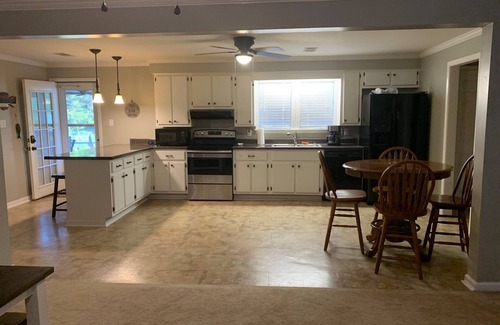 Sardis House | Sardis Lakefront Cabin
