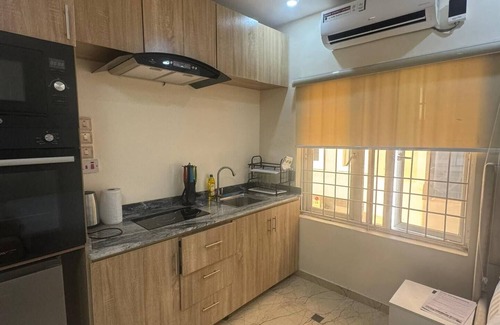 Lagos Apartment | Sardonyx- Enjoyable studio with AC in vibrant Lagos