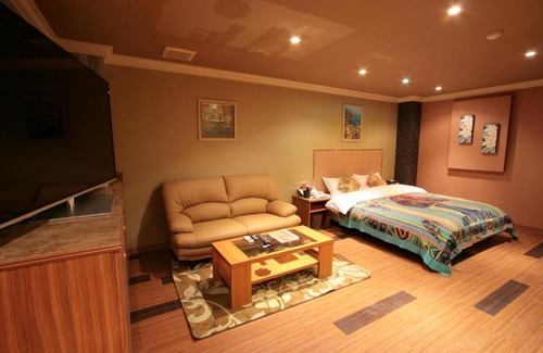 Tsu Hotel | SARI Seki Inter (Adult Only)