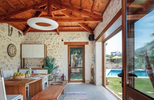 Roussospiti Villa | Saridakis Villa, a multi-generational Retreatn
