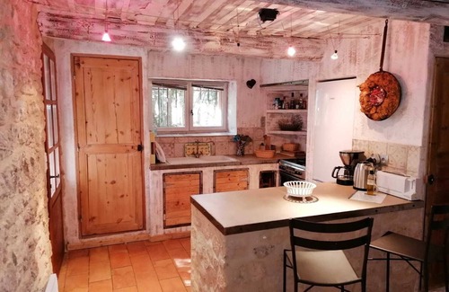 Menerbes House | SARIETTE Country house with PRIVATE SWIMMING POOL.
