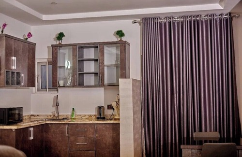 Kano Hotel | Sarina Suites and Apartments