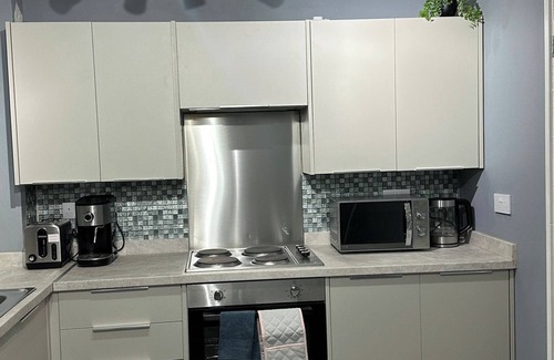 Little Hay House | Sark drive Serenity-Cosy 3BR House in Birmingham