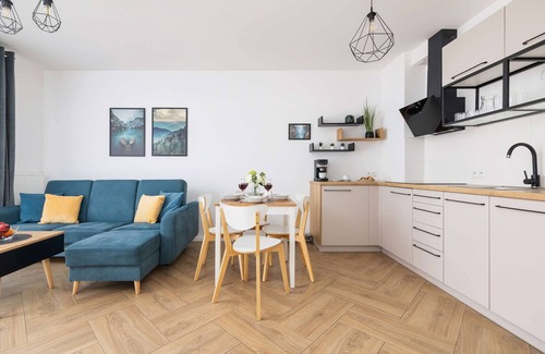 Bielsko-Biala Apartment | Sarni Stok 88 | Modern Apartment | Parking